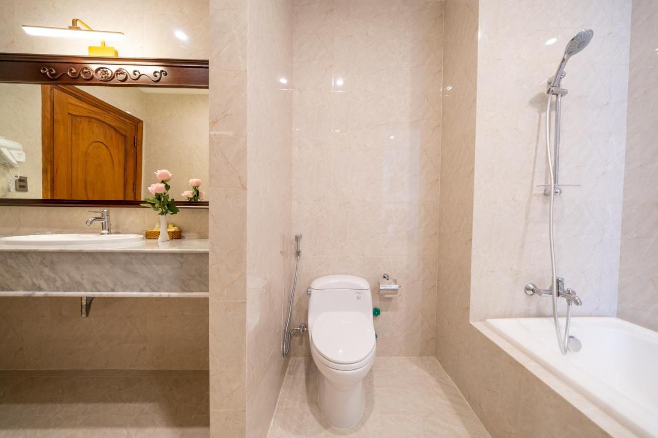 Hanz Premium Mai Vang Hotel Dalat Exteriör bild